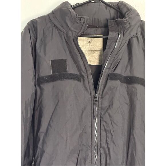 Gen III Level 7 ECWCS Extreme Cold Weather Primaloft Parka Size: Medium Regular - Picture 2 of 4